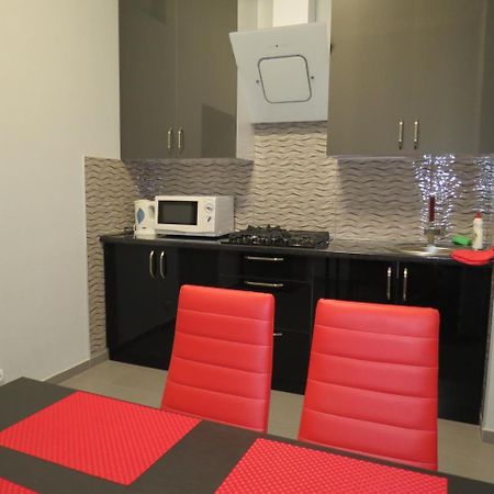 Three Rooms Apartment Tbilisi Exterior photo